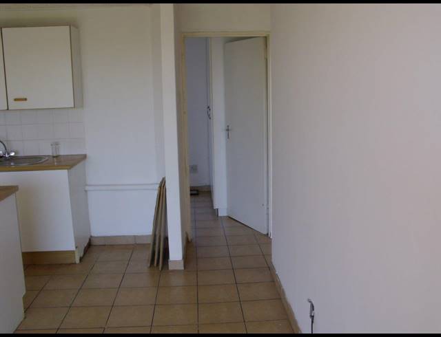 2 BEDROOM APARTMENT FOR SALE IN MONTCLAIR